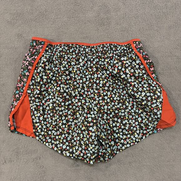 Nike 10K Femme Running Shorts Black Red Dri-FIT Activewear Womens Size Small - Picture 2 of 7